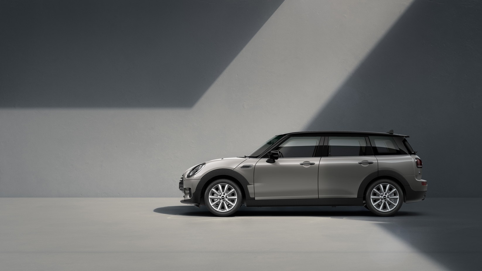 MINI FIRST PACKAGE. MINI FIRST PACKAGE.